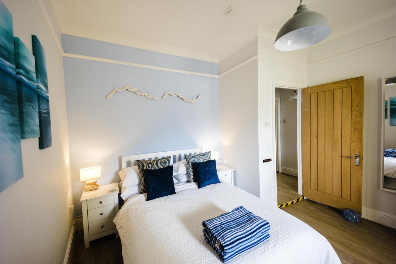 Flat 1 Flint House Tenby - 2 Bedroom - Garden - Dog Friendly Екстериор снимка