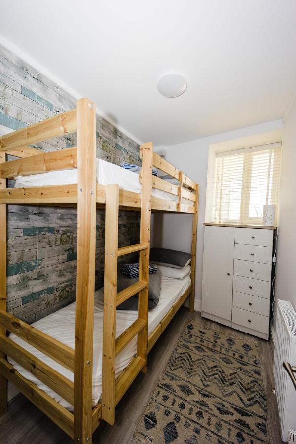 Flat 1 Flint House Tenby - 2 Bedroom - Garden - Dog Friendly Екстериор снимка